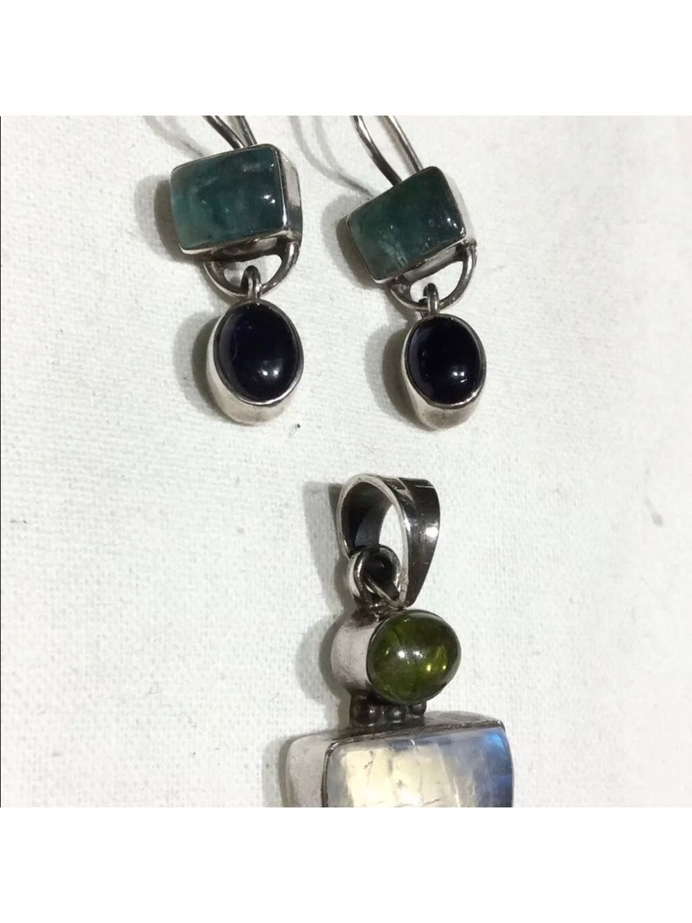 MOONSTONE, GEMSTONES STERLING SILVER PENDANT NECKLACE & EARRINGS SET - Picture 4 of 6